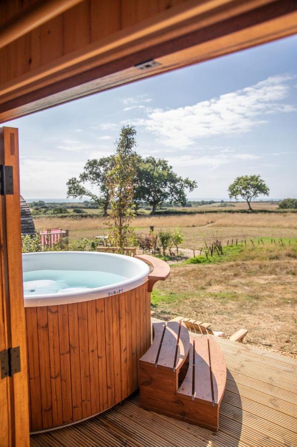 Barnhorn Glamping Hooe Exterior foto