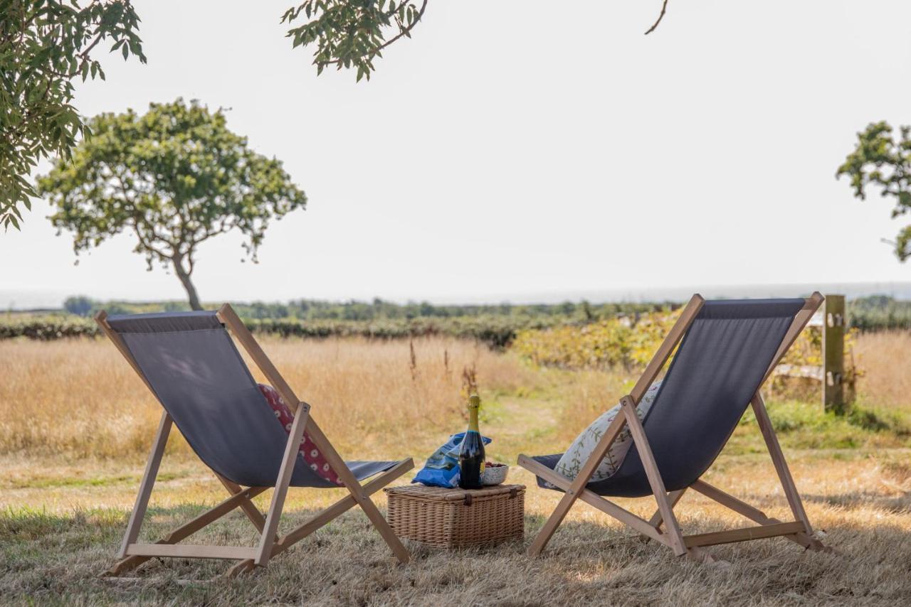 Barnhorn Glamping Hooe Exterior foto